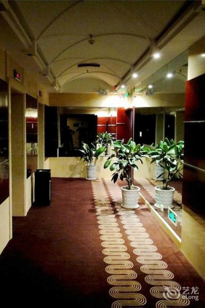Xianyang Times Dynasty Hotel エクステリア 写真